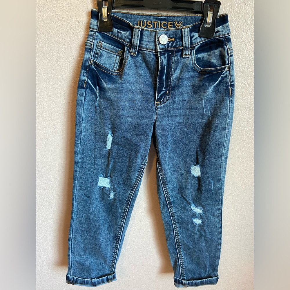 Girls denim mom jeans. Size 8. Excellent condition.